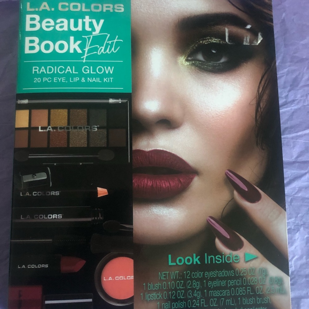 L.A colors makeup kit